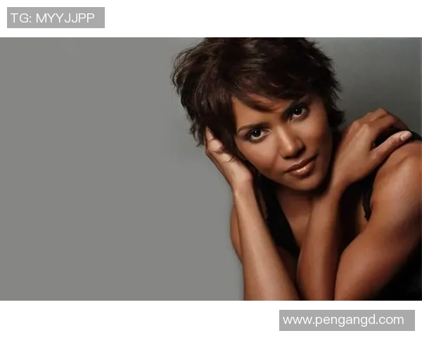 哈莉贝瑞公开透露心仪的足球明星是谁引发粉丝热议