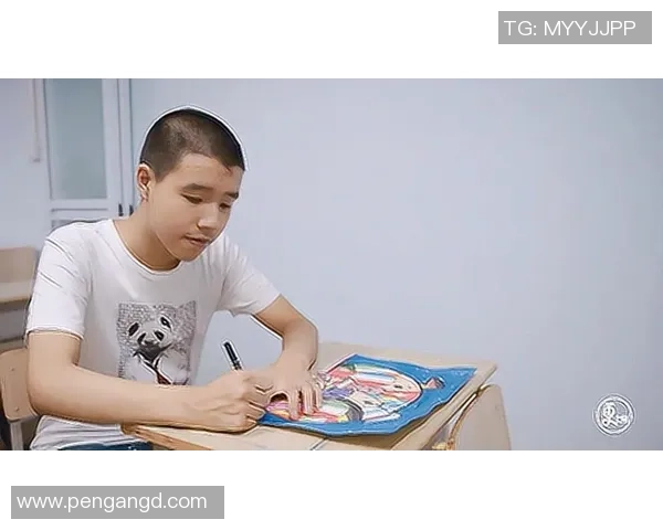 孤僻天才足球明星的成长之路：从孤独少年到绿茵场上的传奇人物